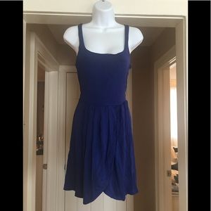 Tulip style dress/fitted